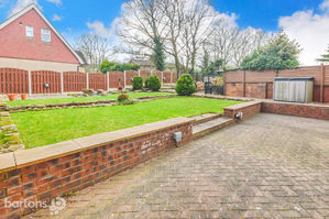 Photo 15- click for photo gallery